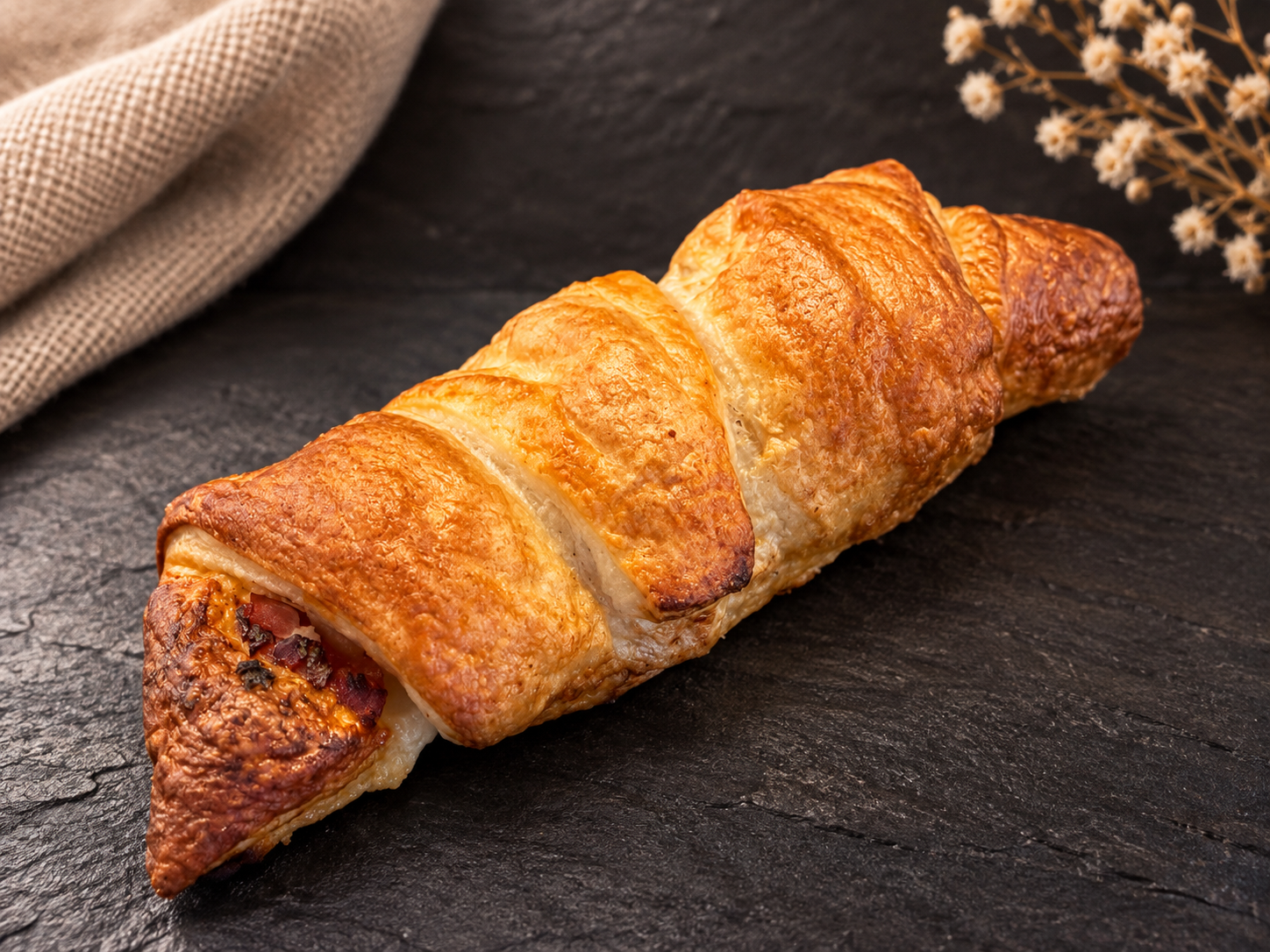 Schinkengipfeli (Mindestbestellmenge: 10 Stück)