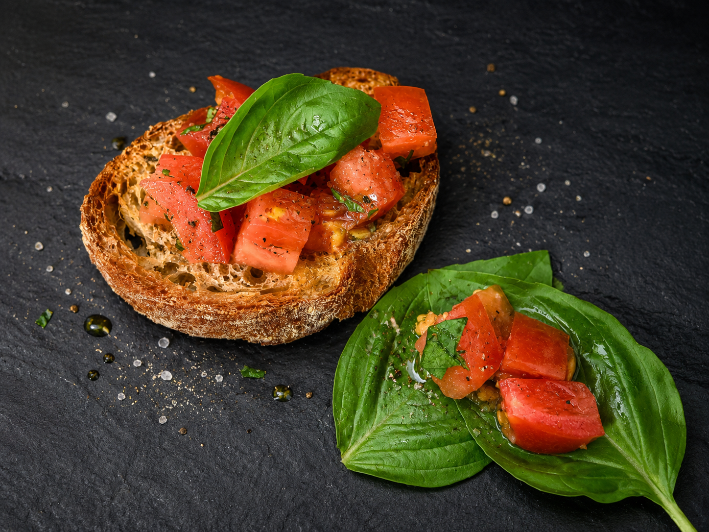 Tomaten-Bruschetta (Mindestbestellmenge: 5 Stück)