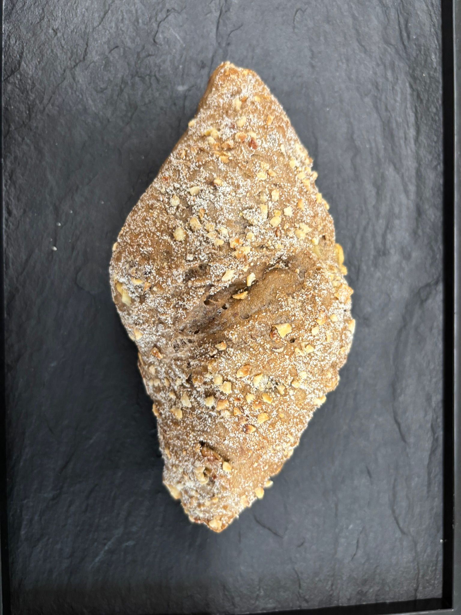 Steinofen-Nuss-Landbrötchen